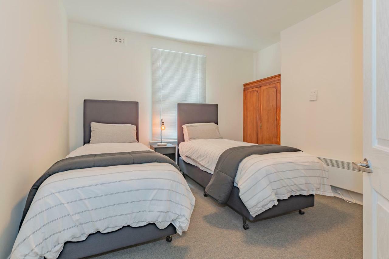 4 Bedroom House - Hobart Cbd - Free Parking - Free Wifi Екстер'єр фото